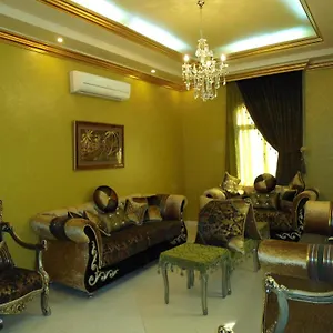احجز هنا